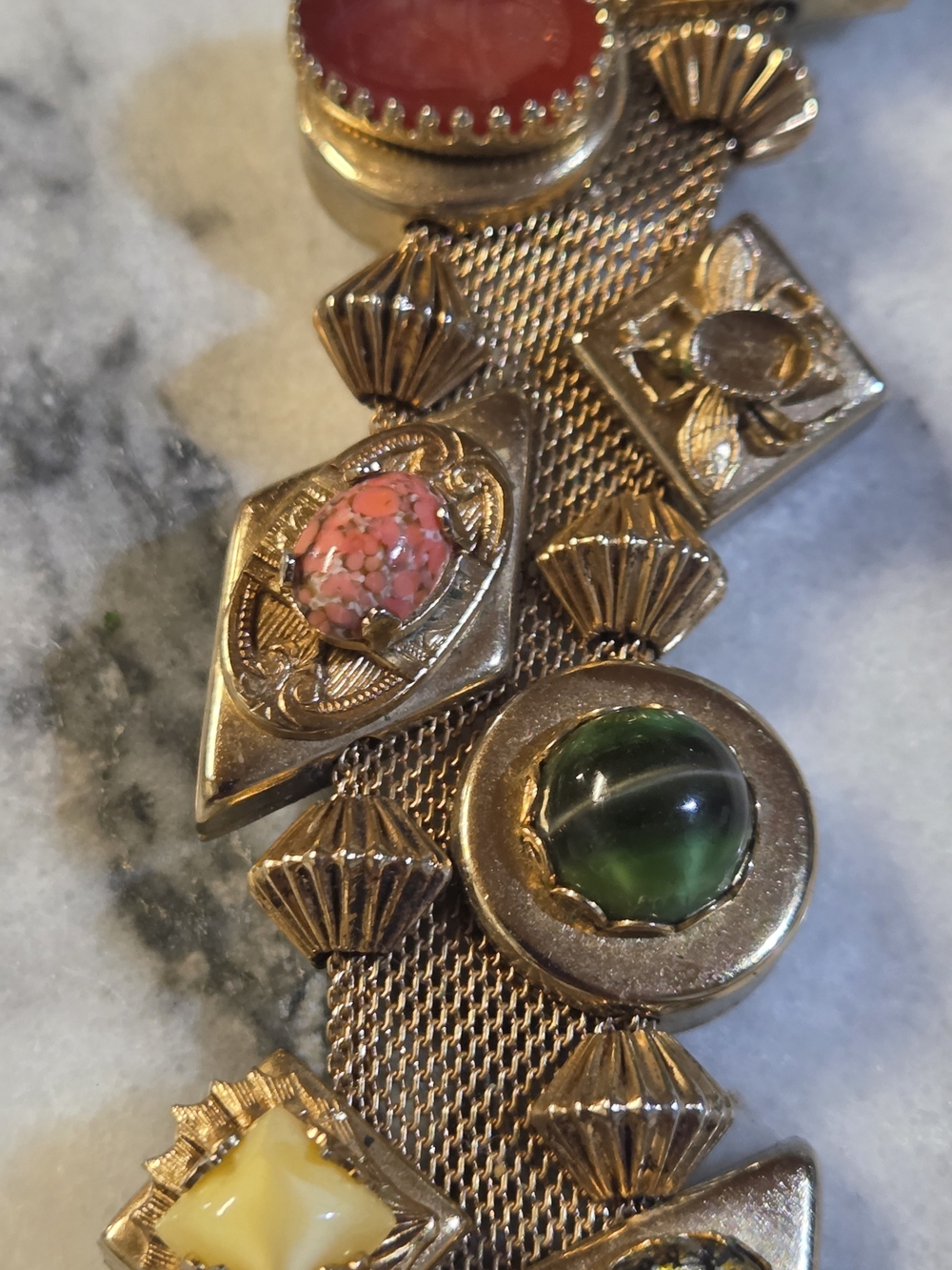 Vintage Victorian Gold-Tone Multi-Stone Bracelet Blue, Green, Red and Yellow - Picture 3 of 12